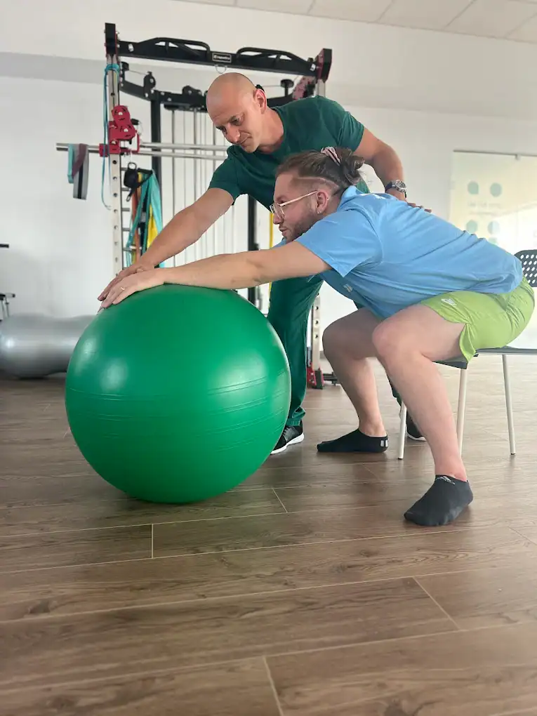 Kinetoterapie cu minge de exercițiu