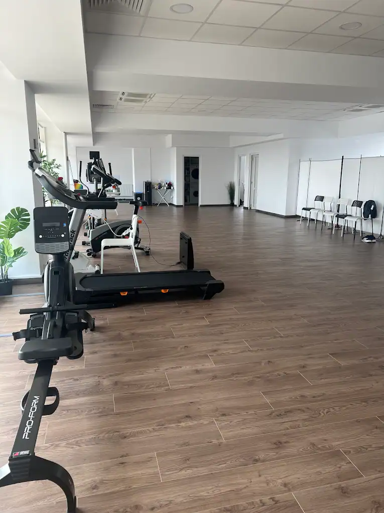 Zona cardio din sala de recuperare